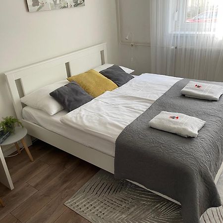 Magnolia Apartman 杰尔 外观 照片