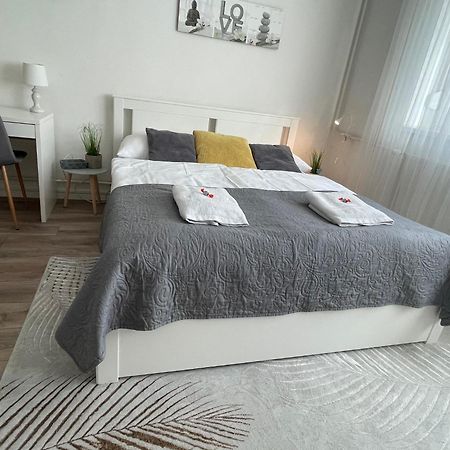 Magnolia Apartman 杰尔 外观 照片