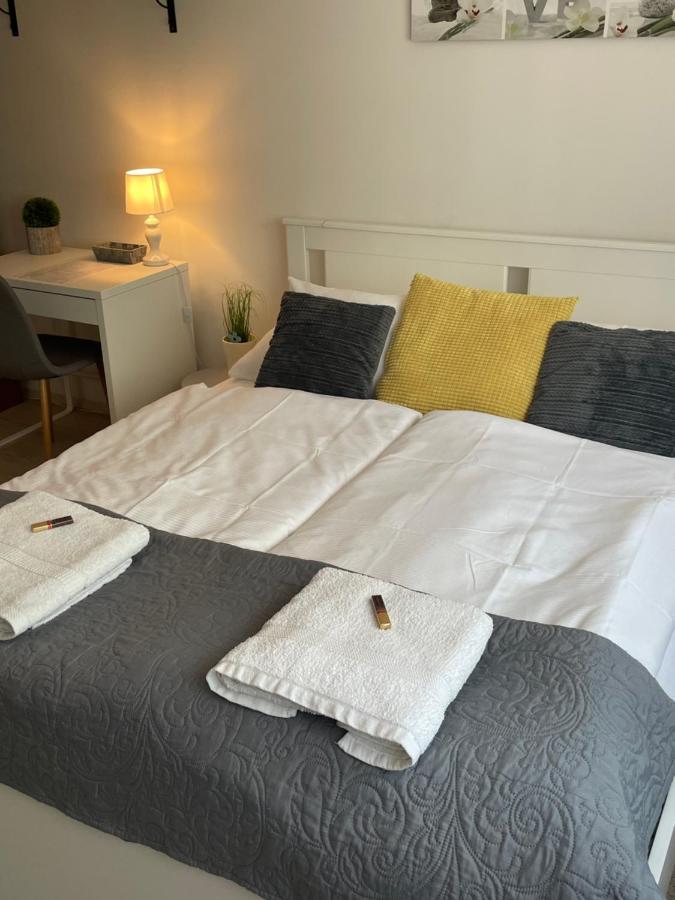 Magnolia Apartman 杰尔 外观 照片