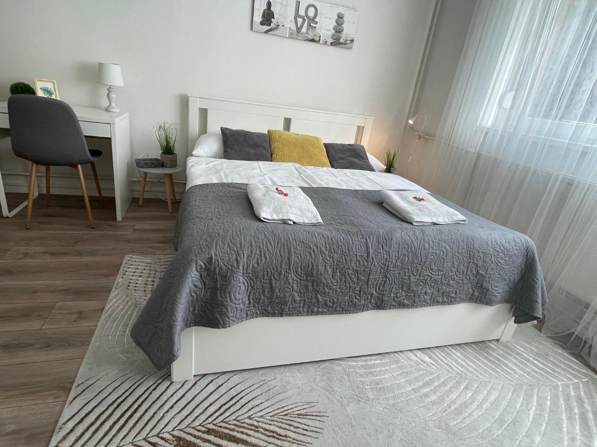 Magnolia Apartman 杰尔 外观 照片